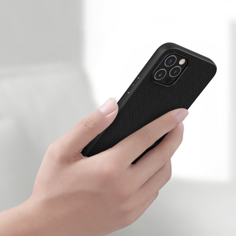 Nillkin Textured Case tvirtas sustiprintas dėklas su gelio rėmeliu ir nailonine nugara, skirtas iPhone 12 Pro Max juodai