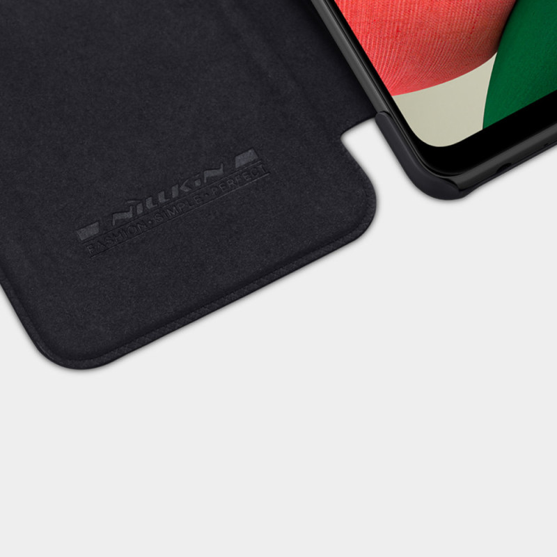 Nillkin Qin odinis dėklas Samsung Galaxy A22 4G rudas