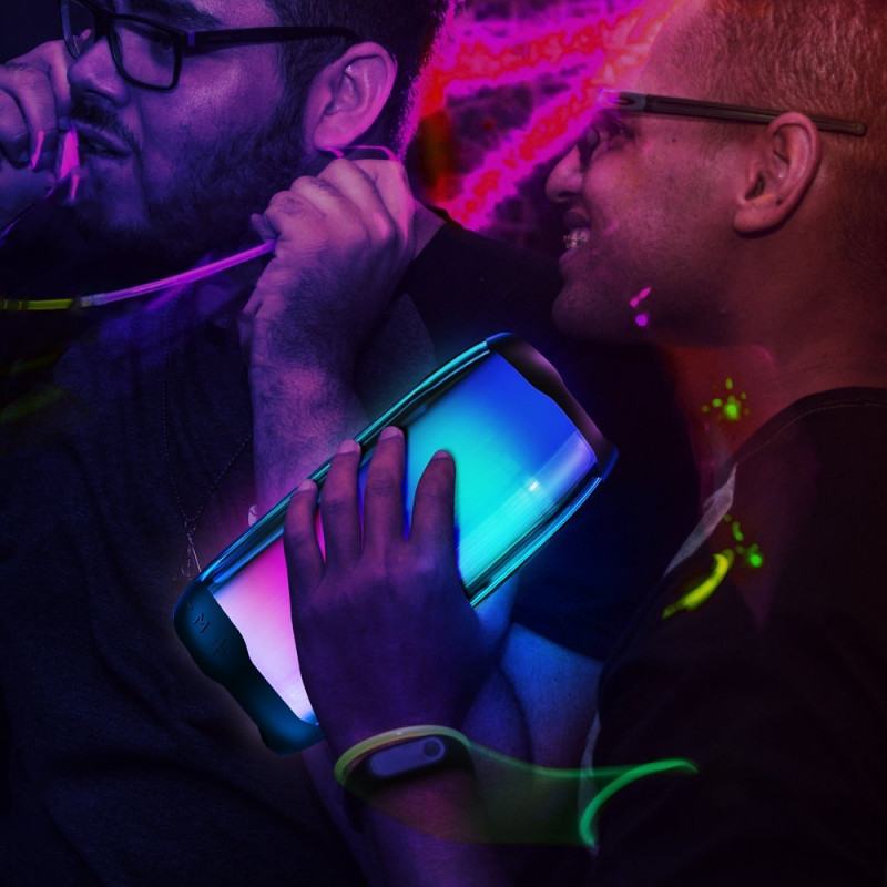WK Design belaidis garsiakalbis Bluetooth 5.0 RGB 2000mAh juodas (D31 juodas)