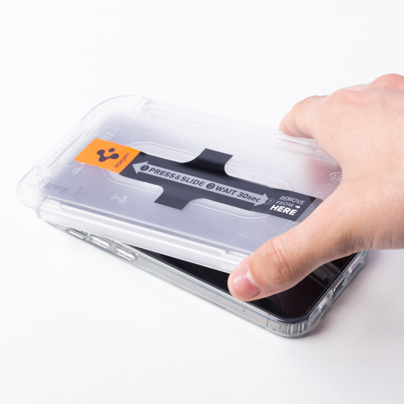 Spigen Glas.tR EZ Fit grūdintas stiklas iPhone 13 / 13 Pro / 14 - 2 vnt.