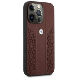 BMW Leather Curve Perforate dėklas iPhone 13 Pro / iPhone 13 - raudonas