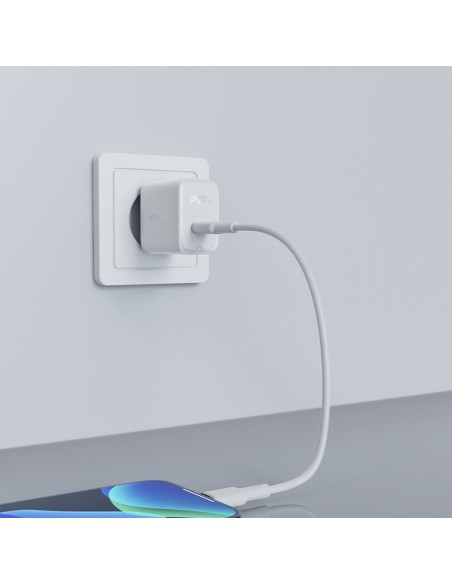 Acefast greitas USB Type C 20W Power Delivery sieninis įkroviklis baltas (A1 EU balta) Acefast greitas USB Type C 20W Power Delivery sieninis įkroviklis baltas (A1 EU balta)