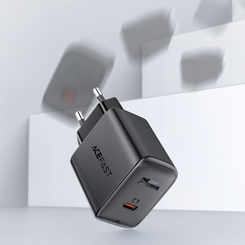 Acefast greitas USB Type C 20W Power Delivery sieninis įkroviklis baltas (A1 EU balta)
