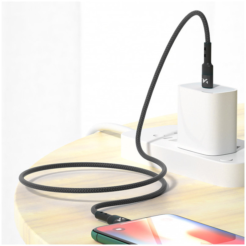 Kabelis USB-C iPhone Lightning Power Delivery 18W 2m juodas