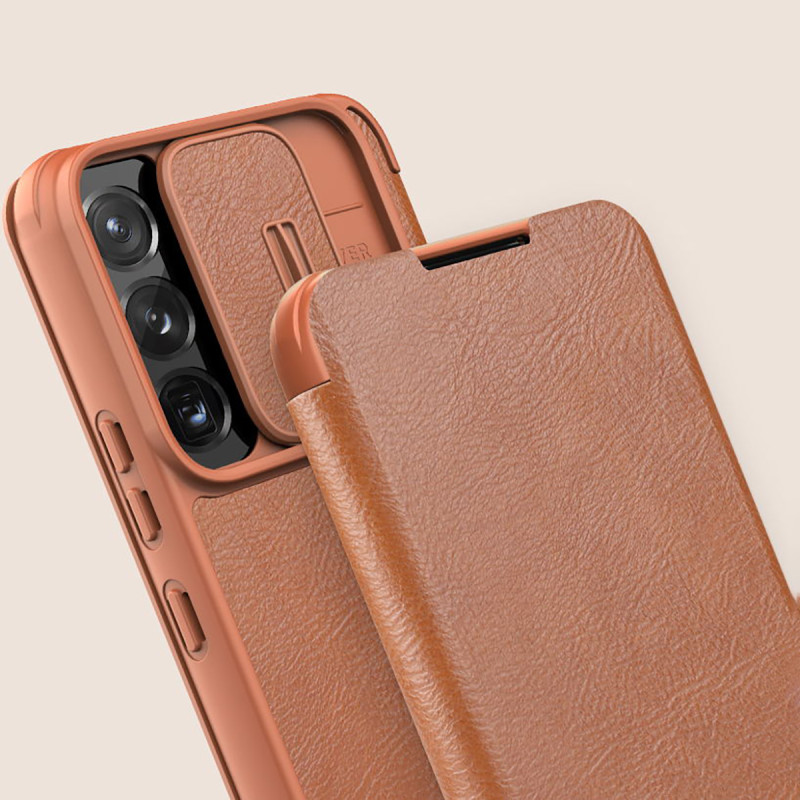 Nillkin Qin Leather Pro Case Dėklas, skirtas Samsung Galaxy S22+ (S22 Plus) Camera Protector Dėklas Dėklas Flip Case Rud...