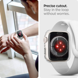 „Spigen“ skystųjų kristalų dėklas, skirtas Apple Watch 4 / 5 / 6 / 7 / 8 / SE (40 / 41 mm) - skaidrus