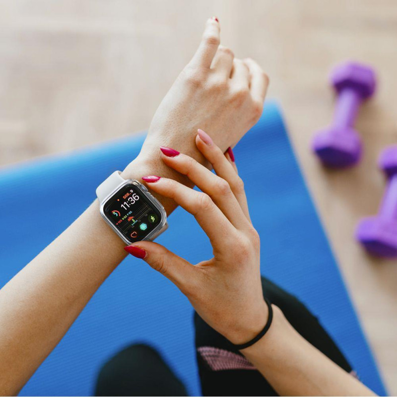 Spigen Thin Fit dėklas Apple Watch 7/ 8 (45 mm) - skaidrus