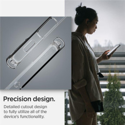 Spigen Skystųjų kristalų dėklas Samsung Galaxy S22 - skaidrus
