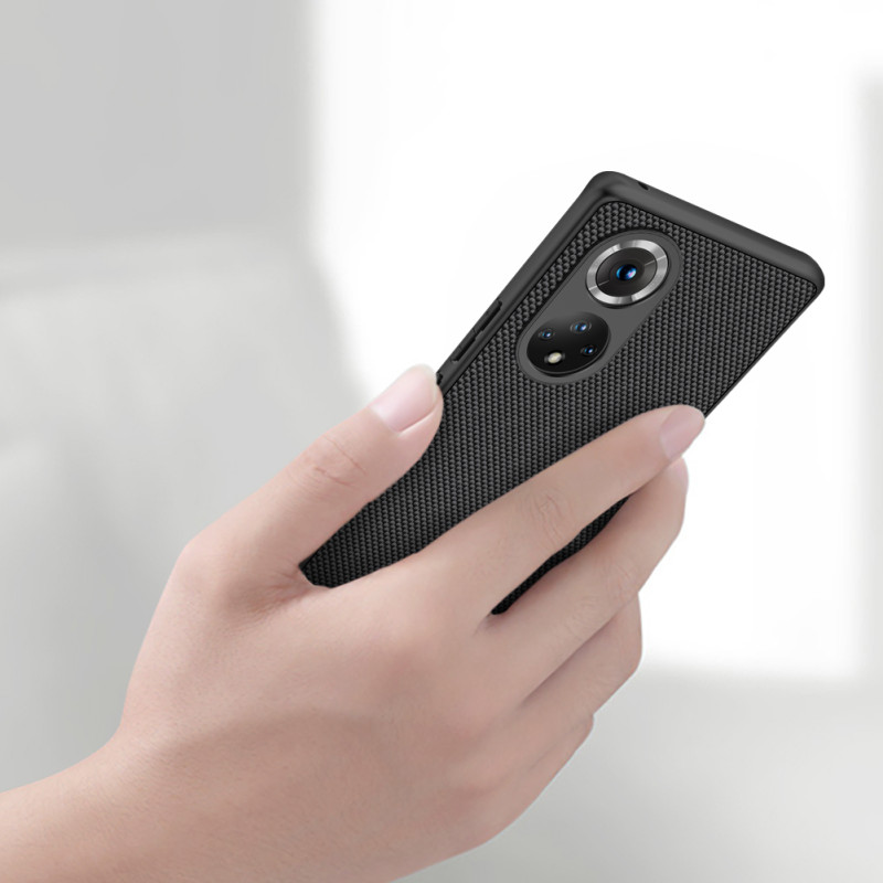 Nillkin Textured Case tvirtas sustiprintas dėklas su gelio rėmu ir nailonine nugara, skirtas Honor 50 Pro juodai