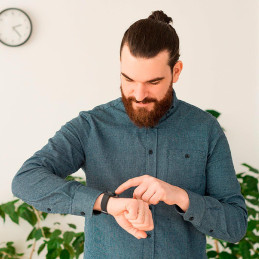 Spigen Fit Lite dirželis, skirtas Samsung Galaxy Watch 4 / 5 / 5 Pro / 6 - juodas