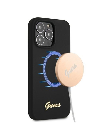 Guess Silicone Script Gold Logo MagSafe dėklas, skirtas iPhone 13 Pro / iPhone 13 - juodas Guess Silicone Script Gold Logo MagSafe dėklas, skirtas iPhone 13 Pro / iPhone 13 - juodas