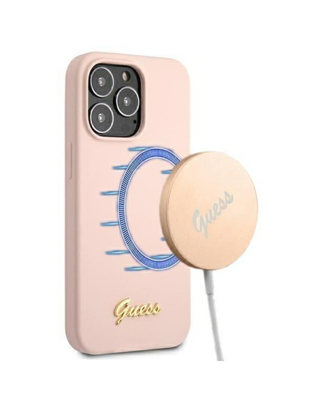 Guess Silicone Script Gold Logo MagSafe dėklas, skirtas iPhone 13 Pro / iPhone 13 - šviesiai rožinis Guess Silicone Script Gold Logo MagSafe dėklas, skirtas iPhone 13 Pro / iPhone 13 - šviesiai rožinis