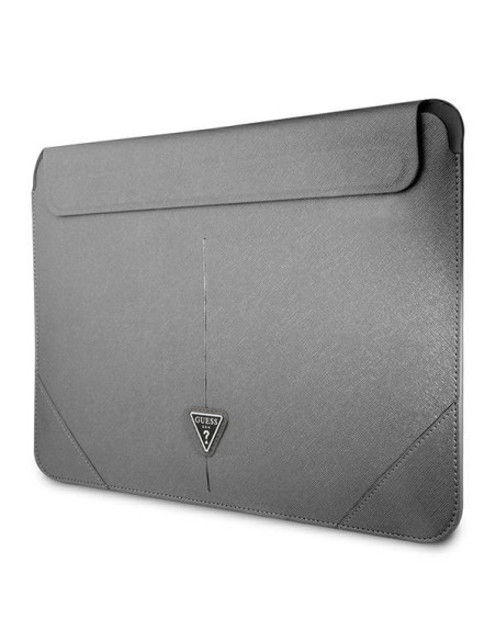 Guess Saffiano Triangle Logo dėklas 16" nešiojamam kompiuteriui – sidabrinis Guess Saffiano Triangle Logo dėklas 16" nešiojamam kompiuteriui – sidabrinis
