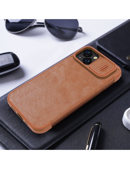 Nillkin Qin odinis profesionalus dėklas iPhone 14 fotoaparato dėklas, dėklas, atverčiamas dėklas, rudas Nillkin Qin odinis profesionalus dėklas iPhone 14 fotoaparato dėklas, dėklas, atverčiamas dėklas, rudas