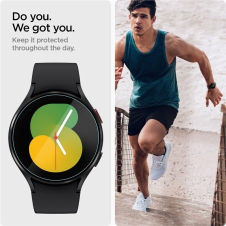 Spigen Glas.tR EZ Fit grūdintas stiklas Samsung Galaxy Watch 4 / 5 (44 mm) - 2 vnt. Spigen Glas.tR EZ Fit grūdintas stiklas Samsung Galaxy Watch 4 / 5 (44 mm) - 2 vnt.