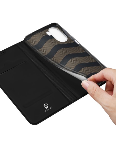 Dux Ducis Skin Pro Case Vivo Y16 / Y02s piniginės dėklo dangtelis su atverčiamu juodu Dux Ducis Skin Pro Case Vivo Y16 / Y02s piniginės dėklo dangtelis su atverčiamu juodu