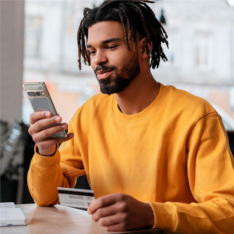 Spigen Ultra Hybrid dėklas, skirtas Google Pixel 7 Pro – skaidrus