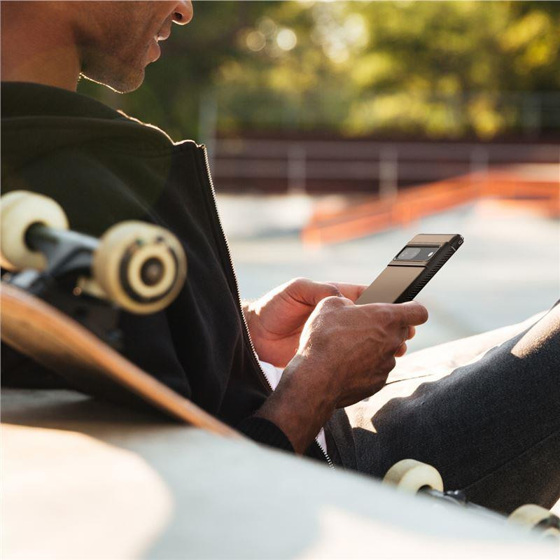 Spigen Rugged Armor dėklas, skirtas Google Pixel 7 – matinė juoda