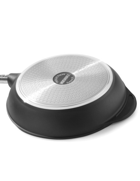 Profi Line indukcinė keptuvė pagaminta iš aliuminio, padengto titano skersmeniu. 320 mm – Hendi 629345