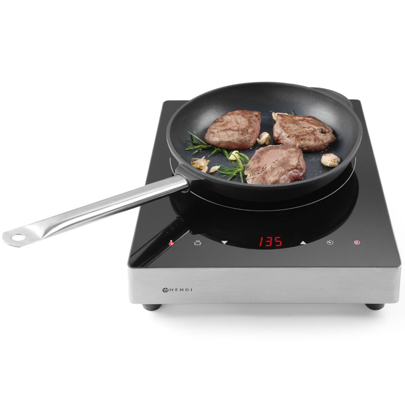 Profi Line indukcinė keptuvė pagaminta iš aliuminio, padengto titano skersmeniu. 320 mm – Hendi 629345