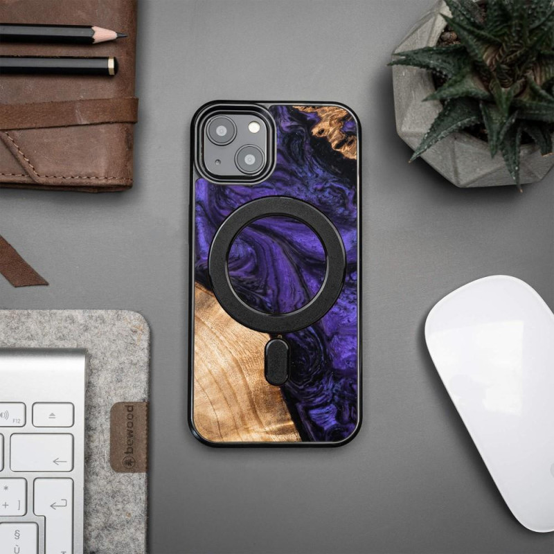 Medinis ir dervos dėklas skirtas iPhone 13 MagSafe Bewood Unique Violet - violetinė ir juoda