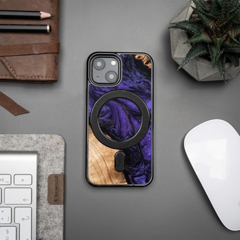 Medinis ir dervos dėklas skirtas iPhone 13 Mini MagSafe Bewood Unique Violet - violetinė ir juoda
