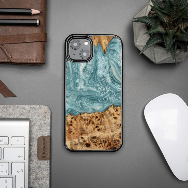 Medinis ir dervos dėklas iPhone 13 Bewood Unique Uranus - mėlynos ir baltos spalvos
