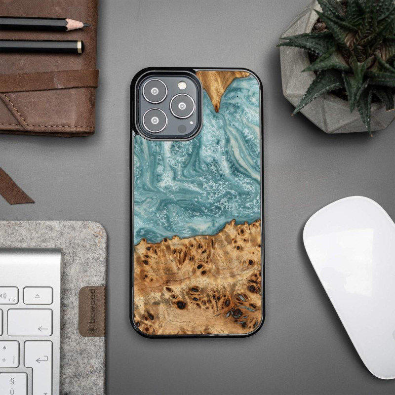 Medinis ir dervos dėklas skirtas iPhone 13 Pro Max Bewood Unique Uranus - mėlyna ir balta