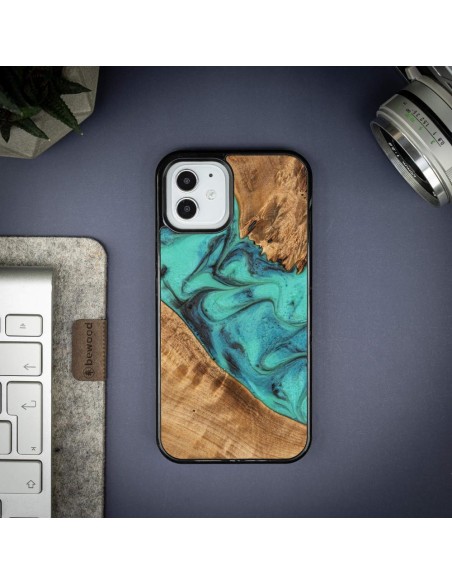 Medinis ir dervos dėklas iPhone 12/ 12 Pro Bewood Unique Turquoise - turkis ir juodas