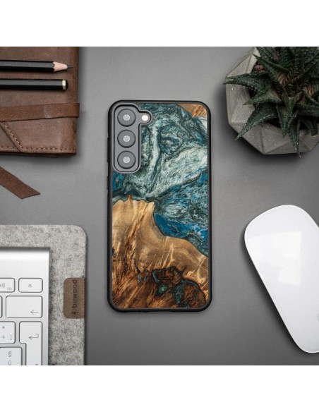 Medinis ir dervos dėklas Samsung Galaxy S23 Plus Bewood Unique Planet Earth - mėlynai žalias Medinis ir dervos dėklas Samsung Galaxy S23 Plus Bewood Unique Planet Earth - mėlynai žalias