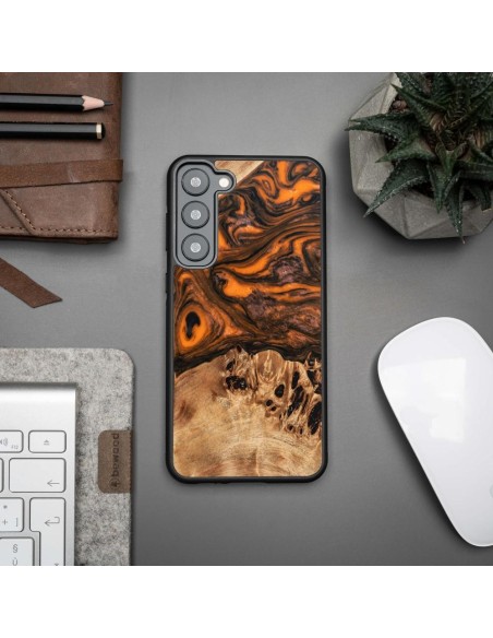 Medinis ir dervos dėklas Samsung Galaxy S23 Plus Bewood Unique Orange - oranžinė ir juoda Medinis ir dervos dėklas Samsung Galaxy S23 Plus Bewood Unique Orange - oranžinė ir juoda