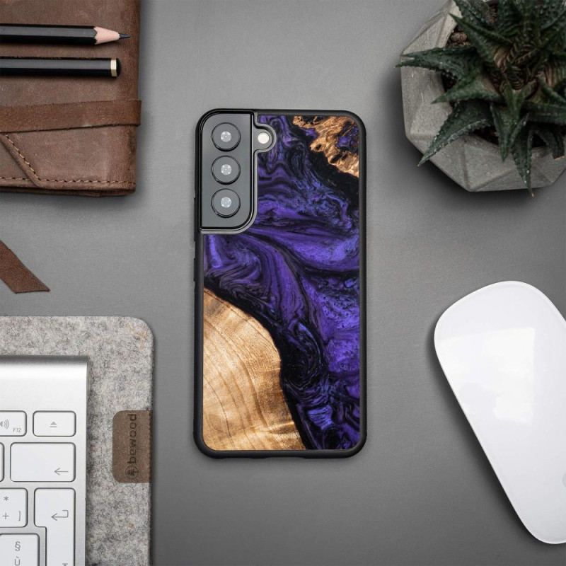 Medinis ir dervos dėklas Samsung Galaxy S22 Bewood Unique Violet - violetinė ir juoda