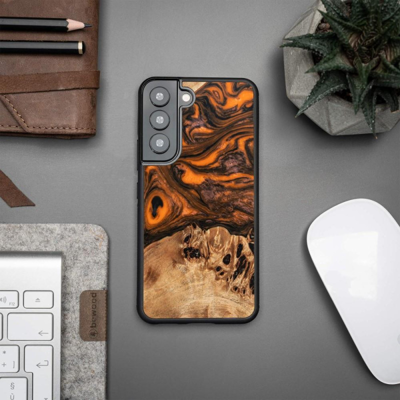 Medinis ir dervos dėklas Samsung Galaxy S22 Bewood Unique Orange - oranžinė ir juoda