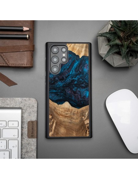 Medinis ir dervos dėklas, skirtas Samsung Galaxy S22 Ultra Bewood Unique Neptun - tamsiai mėlyna ir juoda Medinis ir dervos dėklas, skirtas Samsung Galaxy S22 Ultra Bewood Unique Neptun - tamsiai mėlyna ir juoda