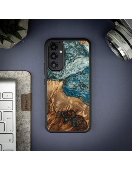 Medinis ir dervos dėklas Samsung Galaxy A54 5G Bewood Unique Planet Earth - mėlynai žalias Medinis ir dervos dėklas Samsung Galaxy A54 5G Bewood Unique Planet Earth - mėlynai žalias