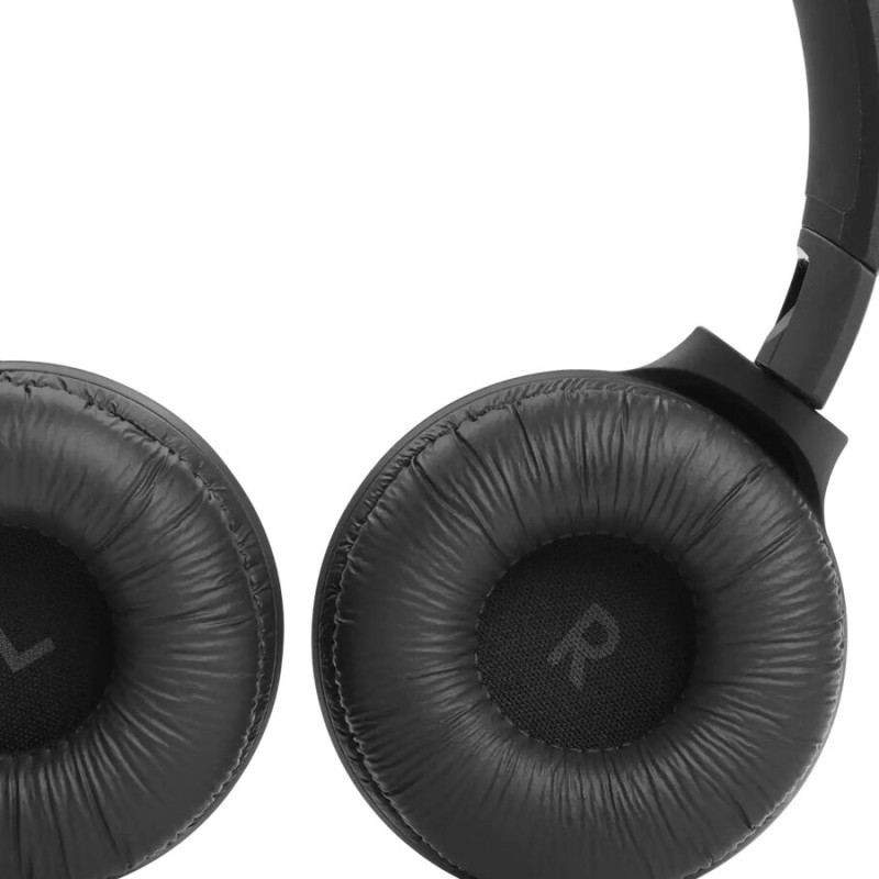JBL Tune 510 ant ausies uždedamos belaidės ausinės – juodos