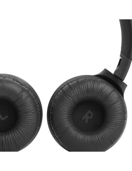 JBL Tune 510 ant ausies uždedamos belaidės ausinės – juodos JBL Tune 510 ant ausies uždedamos belaidės ausinės – juodos