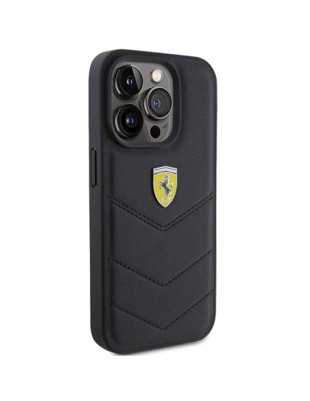 Ferrari Quilted Metal Logo dėklas, skirtas iPhone 15 Pro - juodas Ferrari Quilted Metal Logo dėklas, skirtas iPhone 15 Pro - juodas
