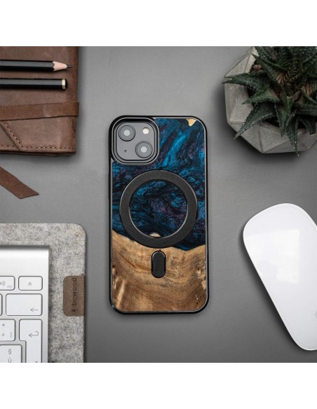 Medinis ir dervos dėklas skirtas iPhone 15 MagSafe Bewood Unique Neptun - tamsiai mėlyna ir juoda Medinis ir dervos dėklas skirtas iPhone 15 MagSafe Bewood Unique Neptun - tamsiai mėlyna ir juoda