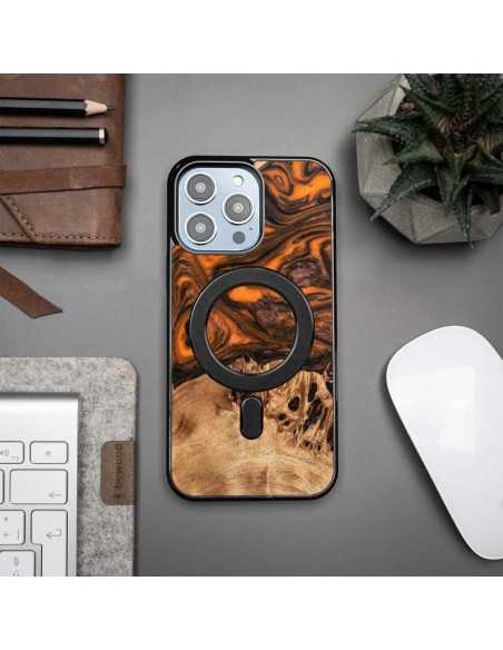 Medinis ir dervos dėklas, skirtas iPhone 15 Pro Max MagSafe Bewood Unique Orange - oranžinė ir juoda Medinis ir dervos dėklas, skirtas iPhone 15 Pro Max MagSafe Bewood Unique Orange - oranžinė ir juoda