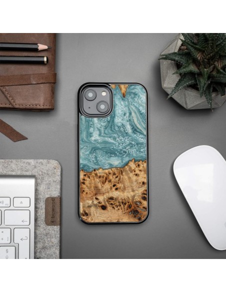 Medinis ir dervos dėklas iPhone 15 Bewood Unique Uranus - mėlynos ir baltos spalvos Medinis ir dervos dėklas iPhone 15 Bewood Unique Uranus - mėlynos ir baltos spalvos
