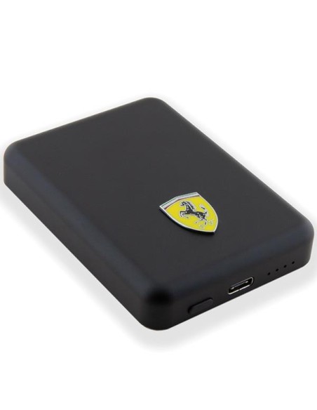 Powerbank Ferrari Metal Logo MagSafe 15W 5000mAh - juoda Powerbank Ferrari Metal Logo MagSafe 15W 5000mAh - juoda