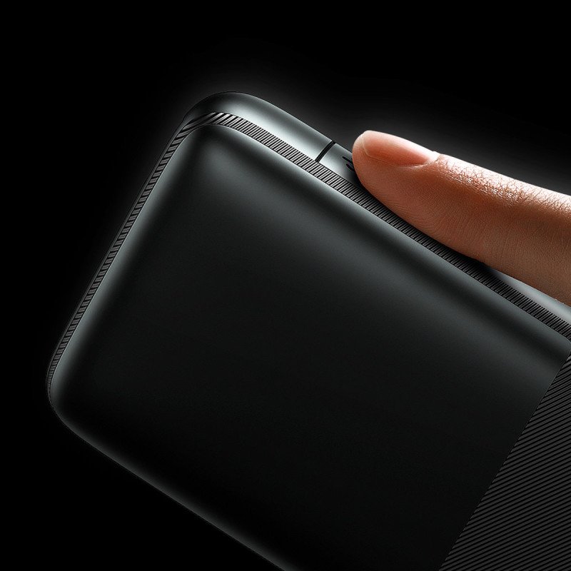 Bipow Pro maitinimo blokas 10000mAh 22,5W + USB laidas 3A 0,3m juodas