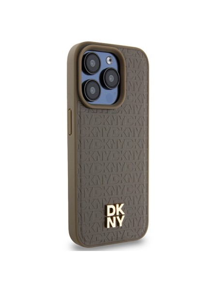 Etui DKNY Leather Pattern Metal Logo MagSafe na iPhone 15 Pro Max - brązowe Etui DKNY Leather Pattern Metal Logo MagSafe na iPhone 15 Pro Max - brązowe