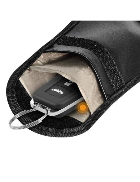 Apsaugos nuo vagystės dėklas automobilio raktams Faraday narvas 14x10cm juodas
 
Apsaugos nuo vagystės dėklas automobilio raktams Faraday narvas 14x10cm juodas