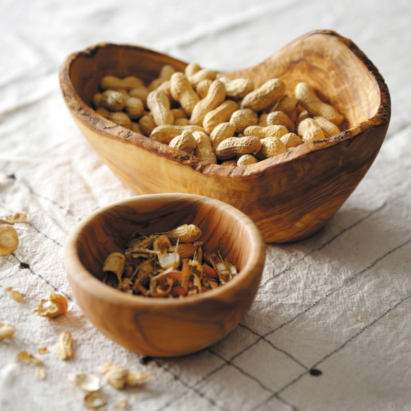 
Dekoratyvinis dubuo iš alyvmedžio 300 x 190 x 110 mm
