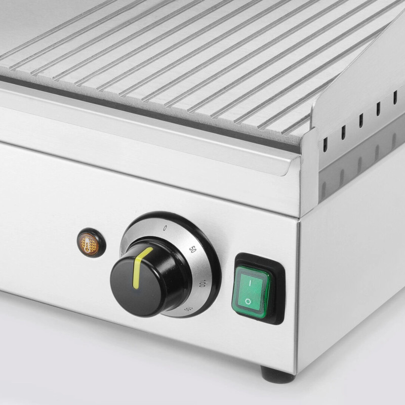 
Elektrinė grilis lygiai su grioveliais grioveliais 697 x 474 mm 3500 W
