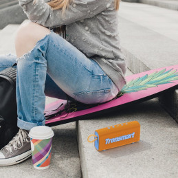 
Trip Wireless Bluetooth 5.3 garsiakalbis, atsparus vandeniui IPX7 10W oranžinis

