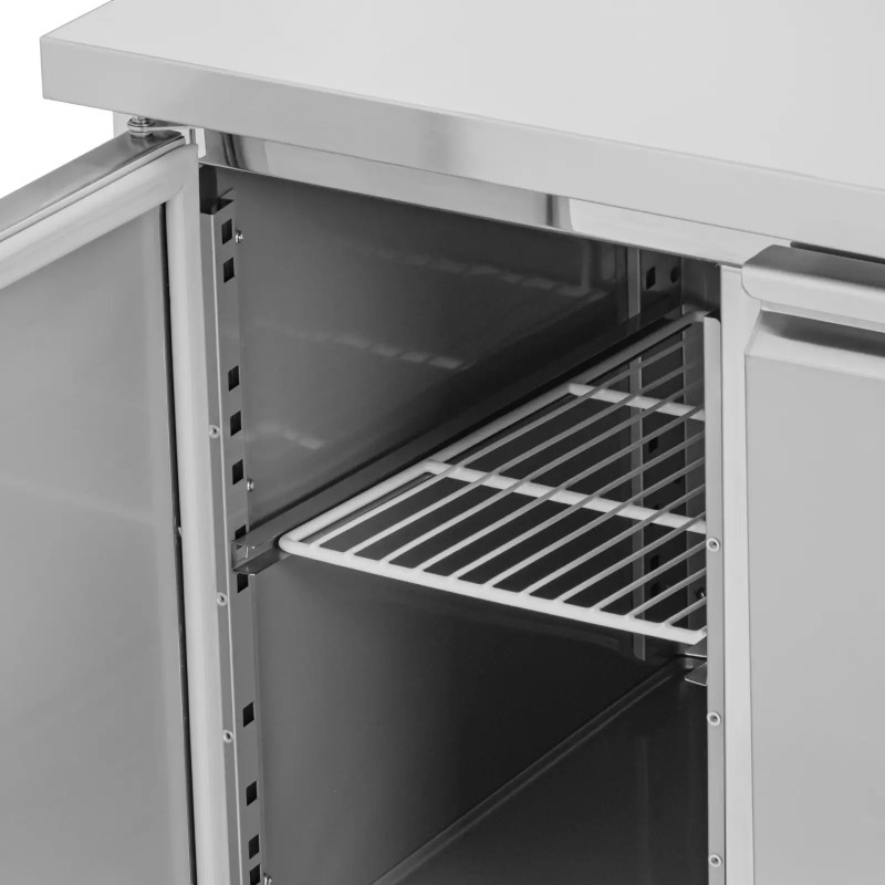 Šaldomas maitinimo stalas ant ratų 4 kamerų 550 l 223x70x85 cm