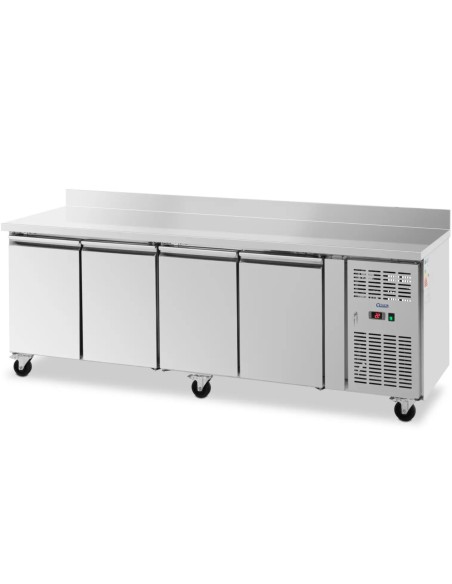 Šaldomas maitinimo stalas su ratlankiu ant ratų 4 kameros 550 l 223x70x95 cm
 
Šaldomas maitinimo stalas su ratlankiu ant ratų 4 kameros 550 l 223x70x95 cm